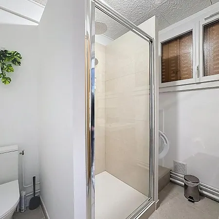 Ferrand - Entierement Renove Διαμέρισμα *